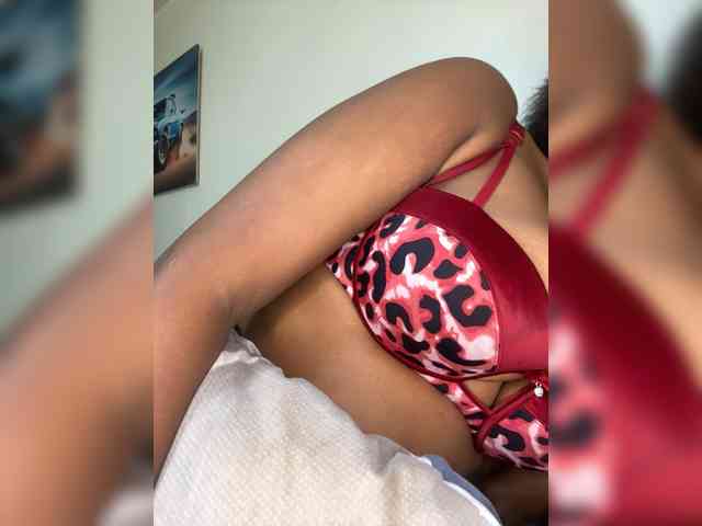 Busty-Princess1 webcam