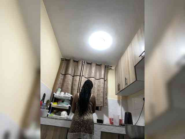 Curvy-maxy9