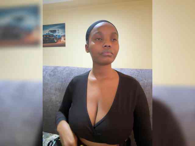 Busty-Princess1 webcam