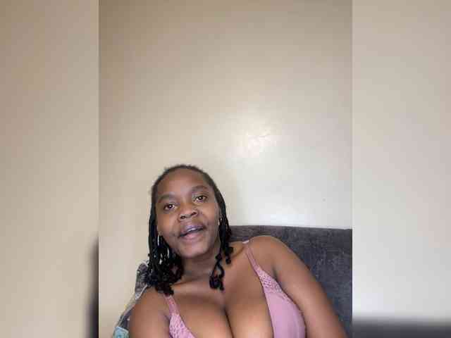 Busty-Princess1 webcam