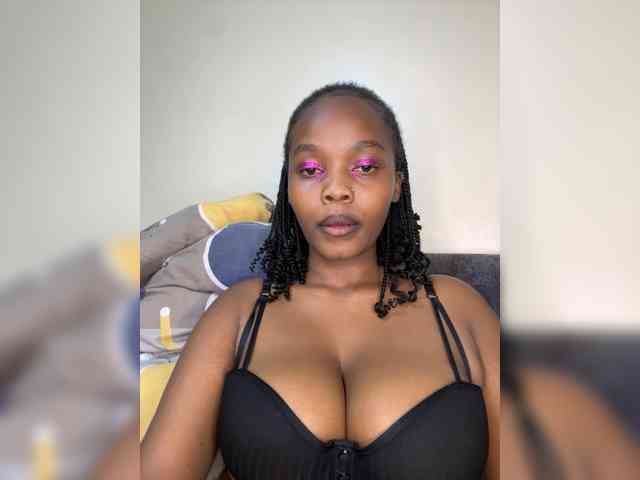 Busty-Princess1 webcam