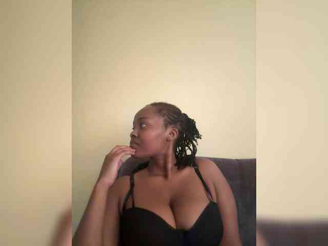 Curvy-maxy9 Curvy-maxy9