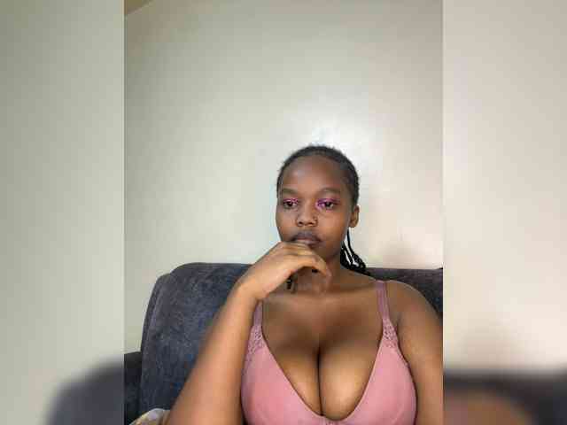 Busty-Princess1 webcam