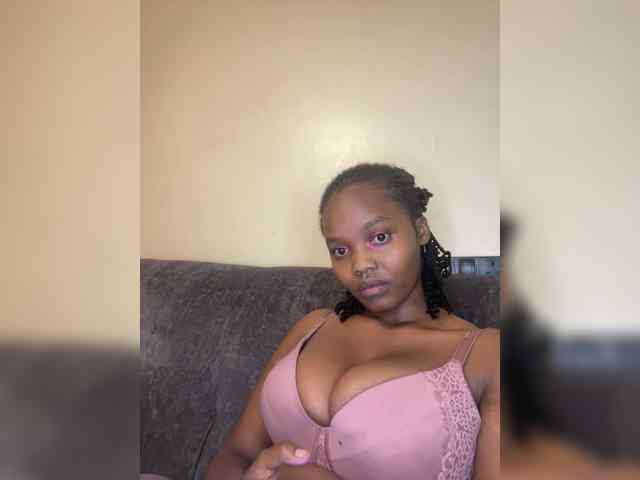 Busty-Princess1 webcam