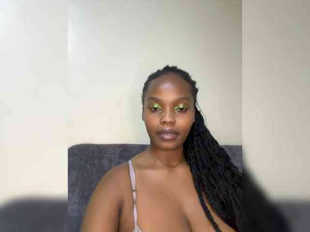 Curvy-maxy9 Curvy-maxy9