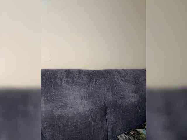 Modella: Busty-Princess1