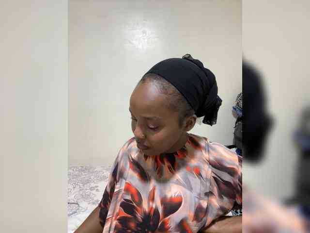 Busty-Princess1 webcam