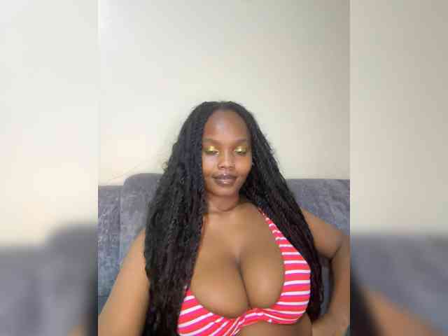Modella: Busty-Princess1
