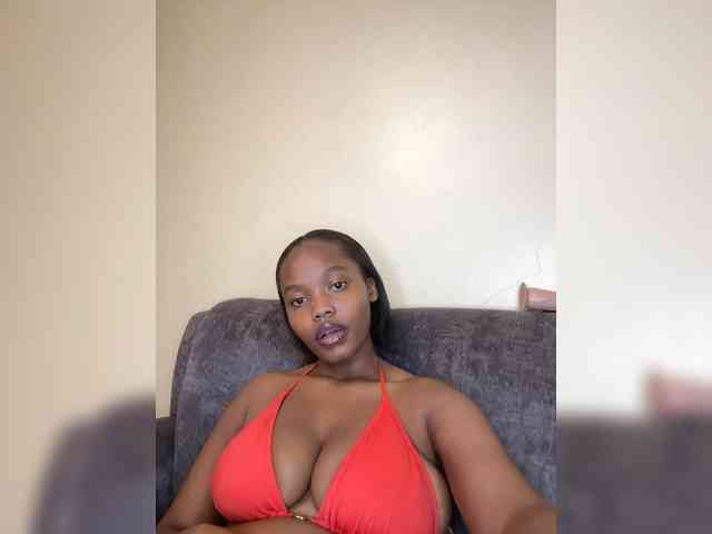 Busty-Princess1 webcam