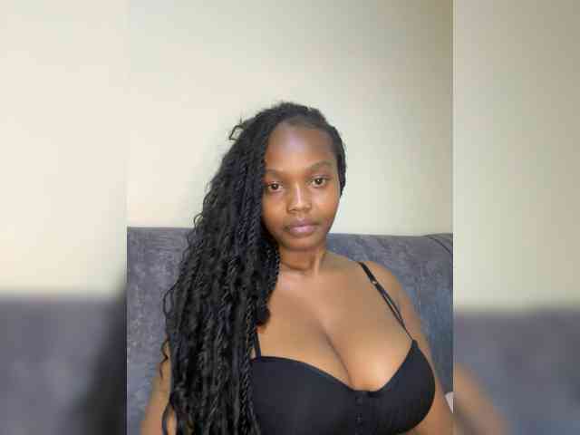 Curvy-maxy9 Curvy-maxy9