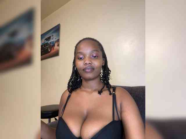Modella: Busty-Princess1