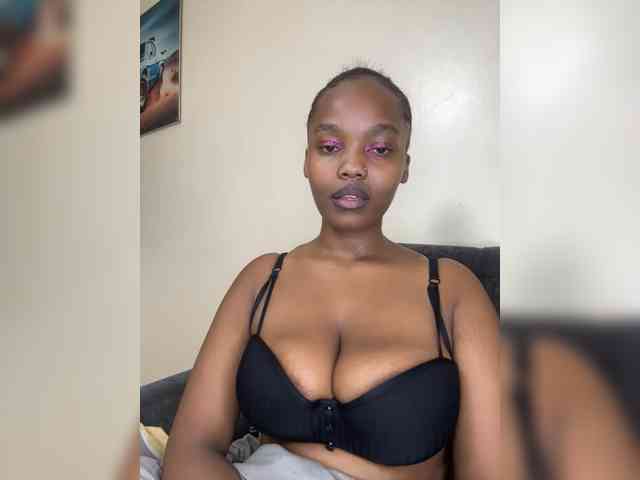 Busty-Princess1 webcam