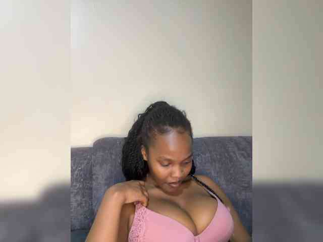 Curvy-maxy9 Curvy-maxy9