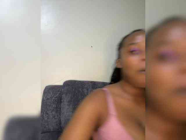 Busty-Princess1 webcam