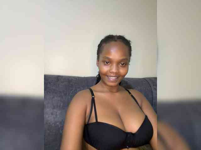 Curvy-maxy9 Curvy-maxy9