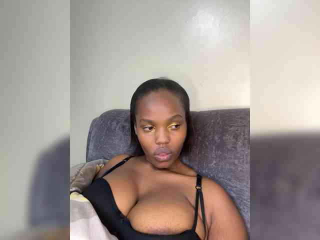Busty-Princess1 webcam