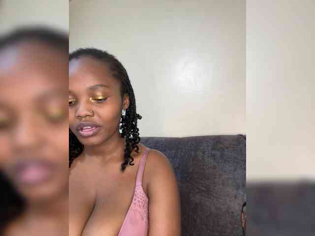 Busty-Princess1 webcam