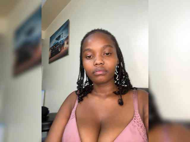 Curvy-maxy9 Curvy-maxy9