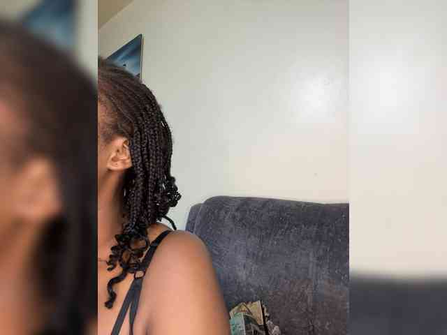 Busty-Princess1 webcam