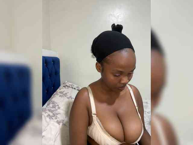 Busty-Princess1 webcam