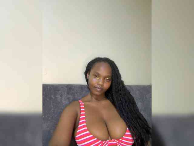 sexy striptease show Curvy-maxy9