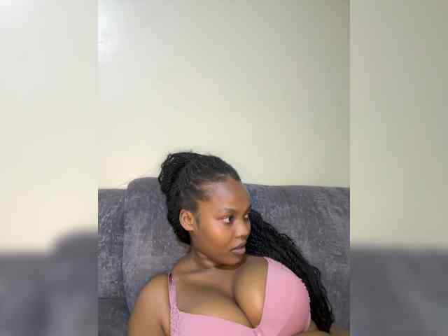 Curvy-maxy9 Curvy-maxy9