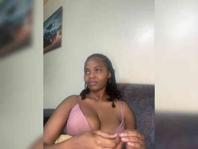 Curvy-maxy9 Curvy-maxy9