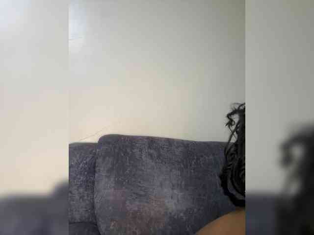 Curvy-maxy9