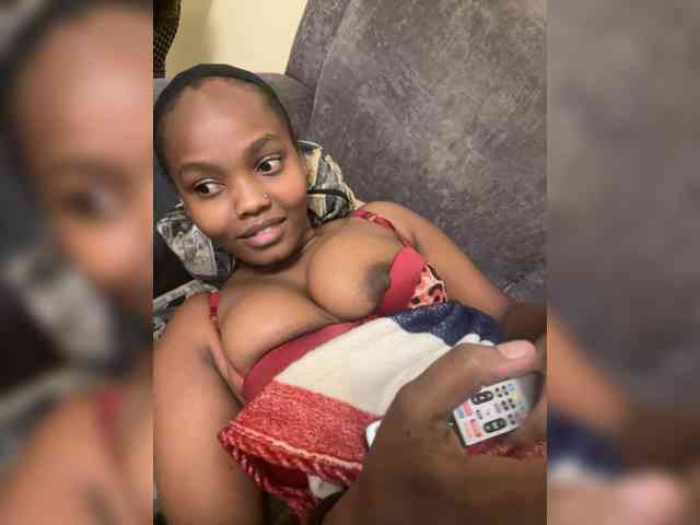 Busty-Princess1 webcam