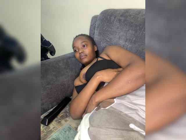 Busty-Princess1 webcam