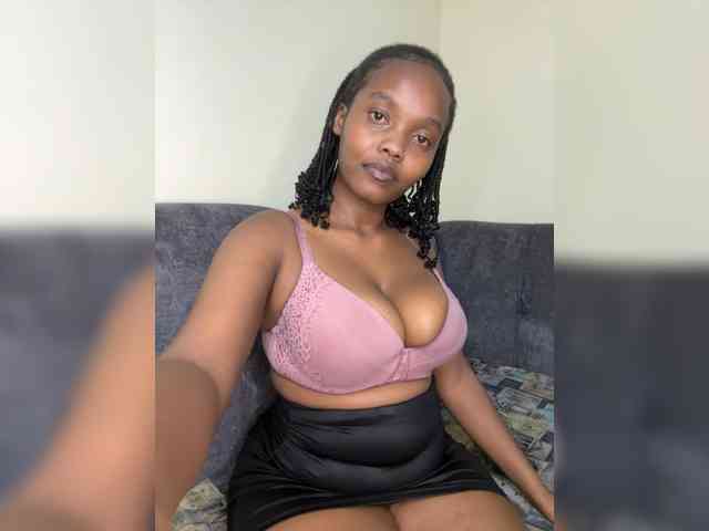 Busty-Princess1 webcam