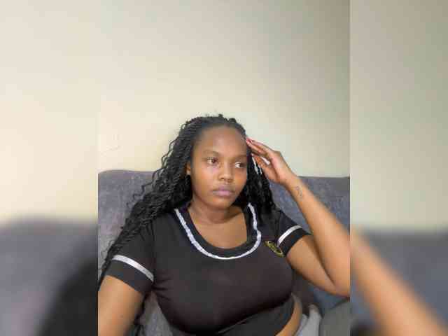 Busty-Princess1 webcam