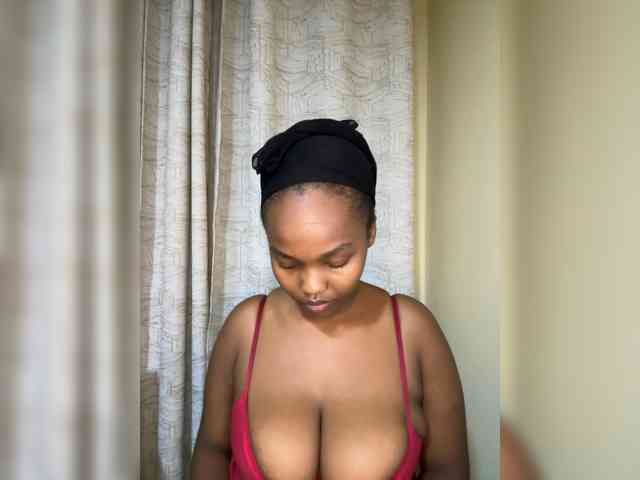 Busty-Princess1 webcam