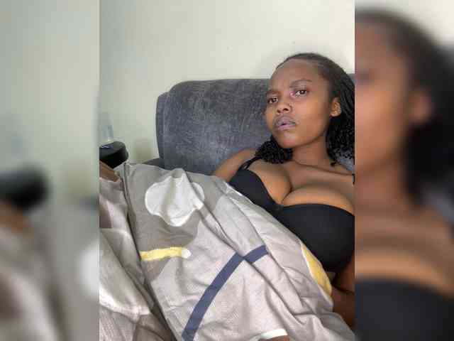 Busty-Princess1 webcam