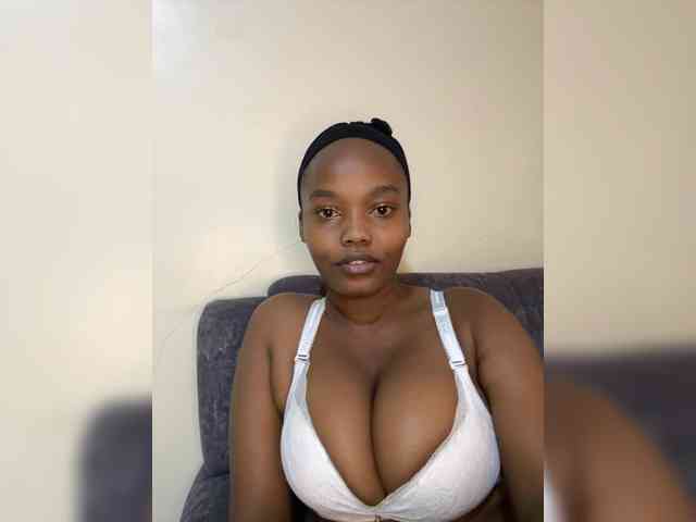 Busty-Princess1 webcam