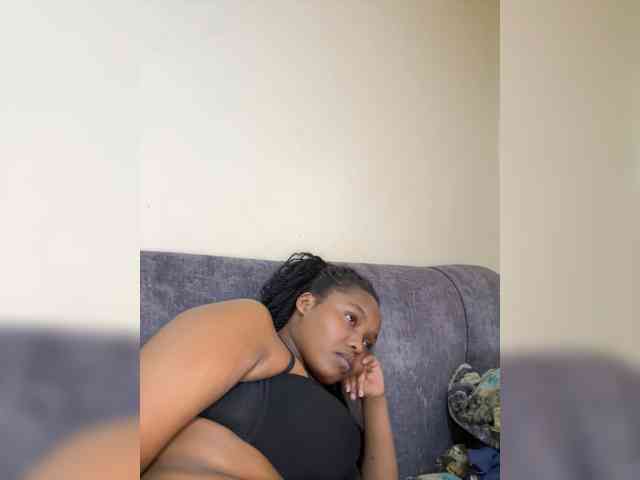 Busty-Princess1 webcam