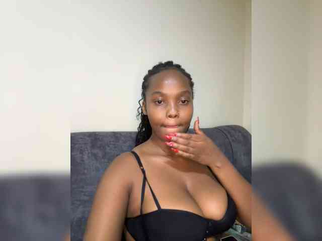 Busty-Princess1 webcam