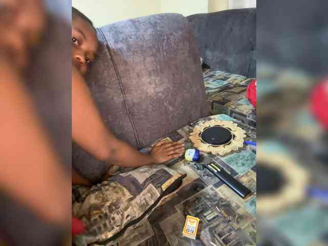 Busty-Princess1 webcam