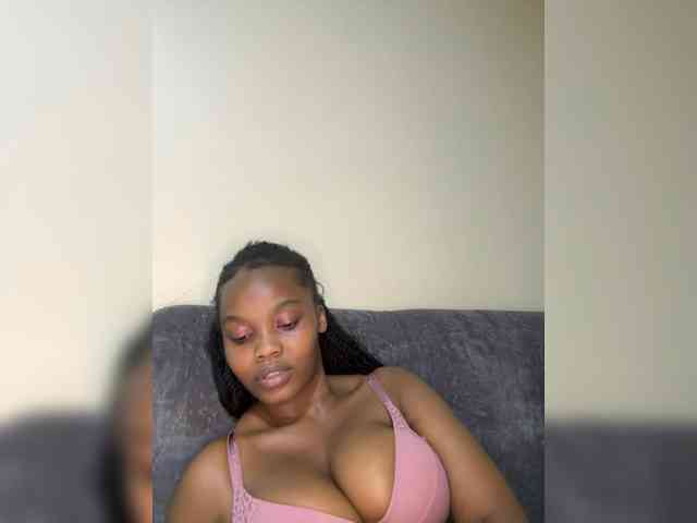 Busty-Princess1 webcam