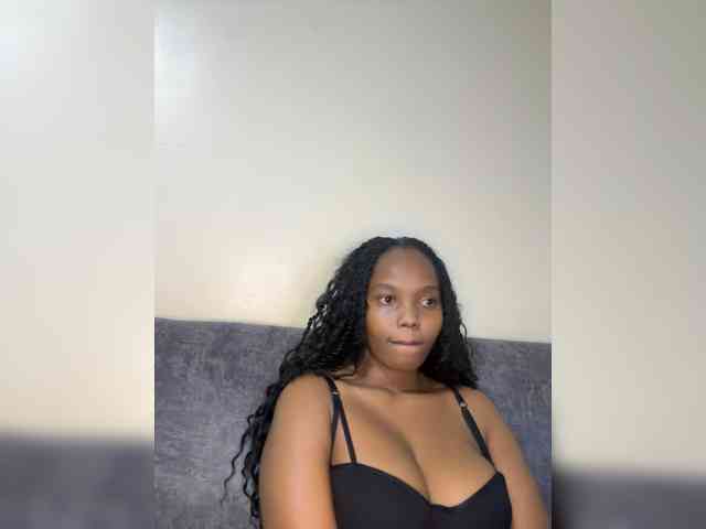 Busty-Princess1 webcam