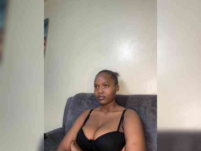 Busty-princess1 webcam