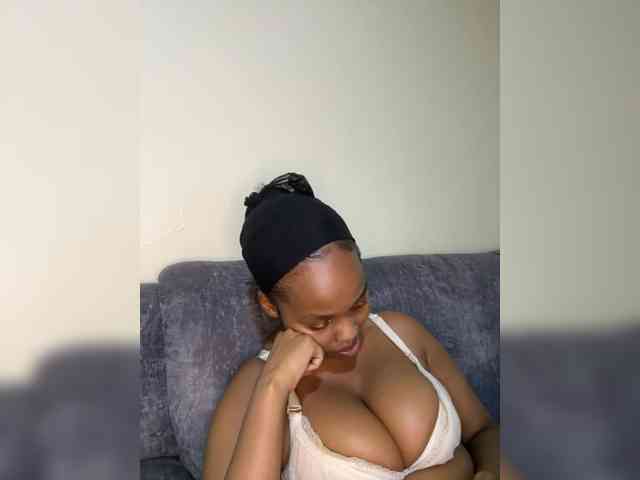 Busty-Princess1 webcam
