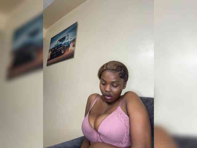Busty-Princess1 webcam