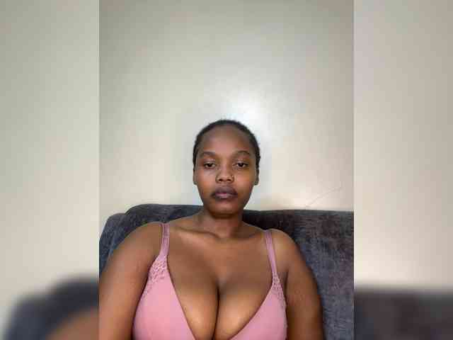 Curvy-maxy9 Curvy-maxy9