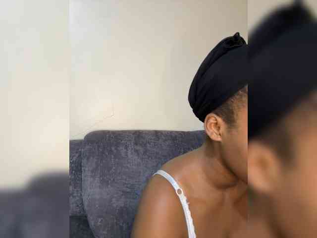 Busty-Princess1 webcam