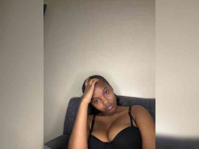 Belle-Busty1 webcam