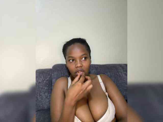 Busty-Princess1 webcam