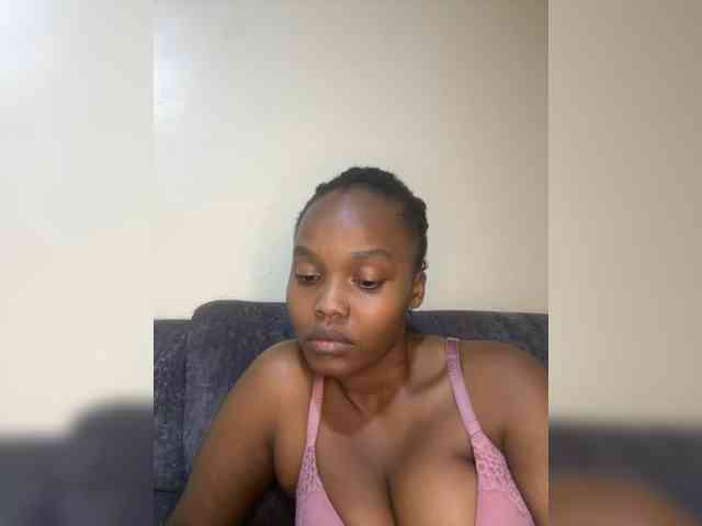 Model: Busty-Princess1