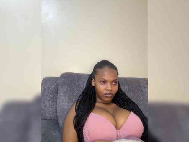 Modella: Busty-Princess1