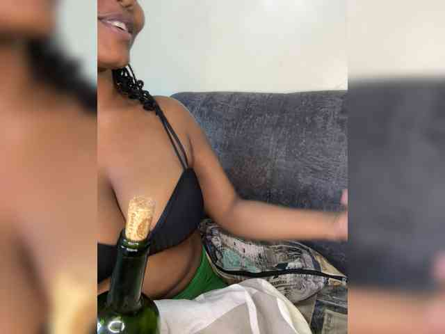 Curvy-maxy9 Curvy-maxy9